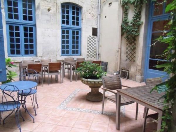 Hotel Saint Trophime آرْلْ المظهر الخارجي الصورة